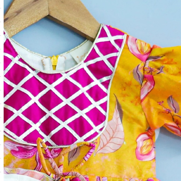 RARE Lil Glam - Orange Floral Printed & Lace Detailing Peplum Top - Size 1-2 - Picture 4 of 9